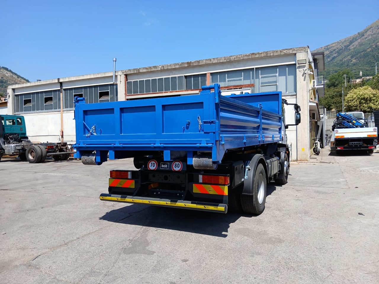 Camion ampliroll IVECO EUROCARGO 190EL25
