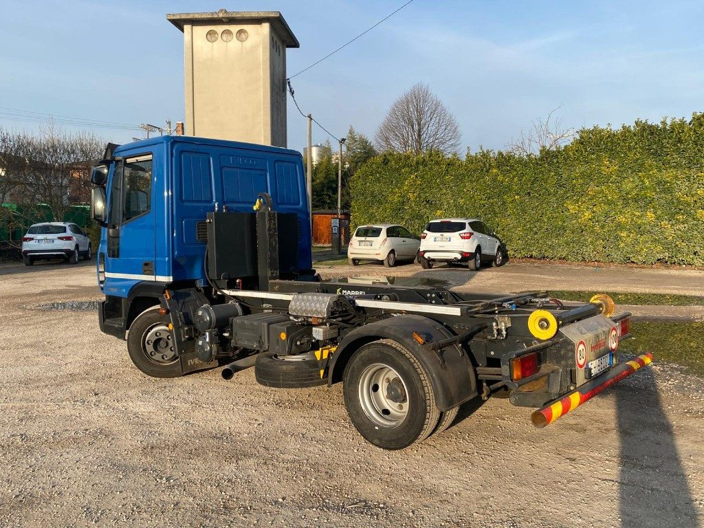Camion ampliroll IVECO EUROCARGO 75E18 SCARRABILE