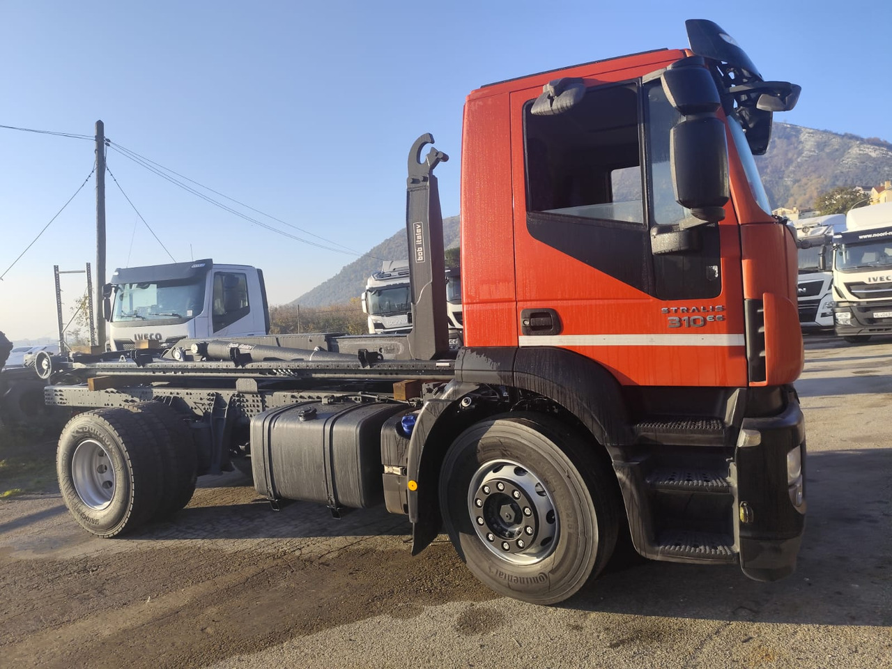 Camion ampliroll IVECO STRALIS 190S31