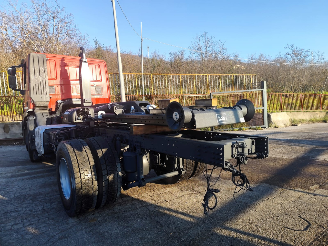 Camion ampliroll IVECO STRALIS 190S31