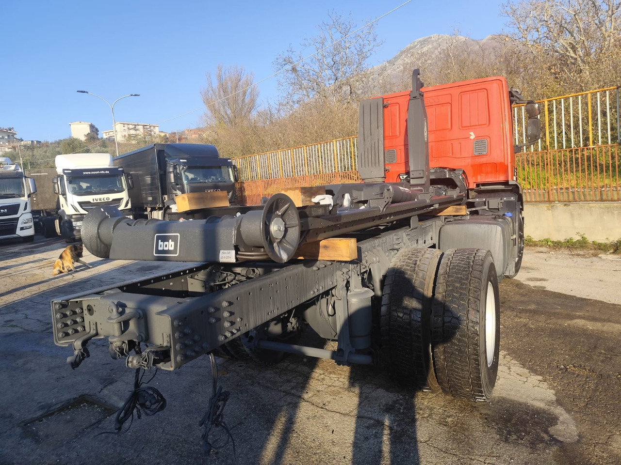 Camion ampliroll IVECO STRALIS 190S31