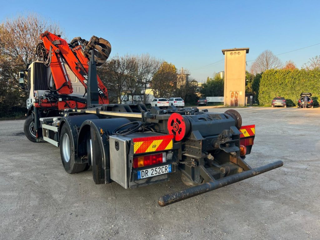 Camion ampliroll IVECO STRALIS 260E45 SCARRABILE