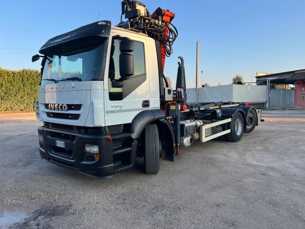 Camion ampliroll IVECO STRALIS 260E45 SCARRABILE