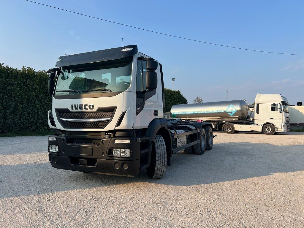 Camion ampliroll IVECO STRALIS 460 X-WAY USATO SCARRABILE 6X4