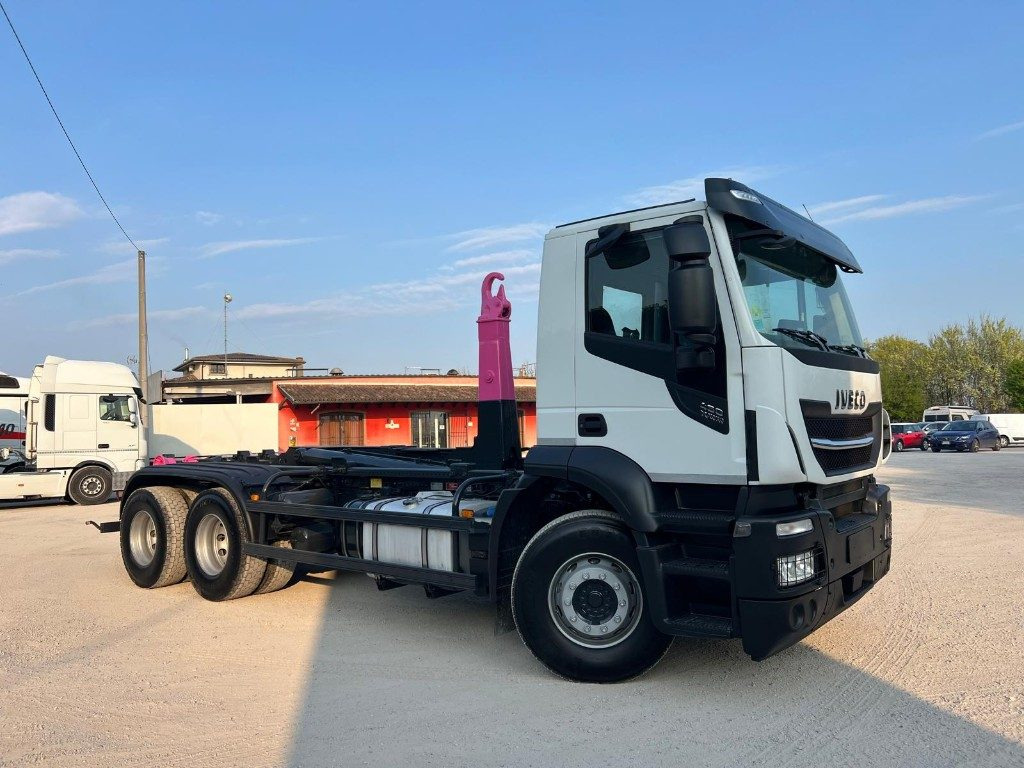 Camion ampliroll IVECO STRALIS 460 X-WAY USATO SCARRABILE 6X4