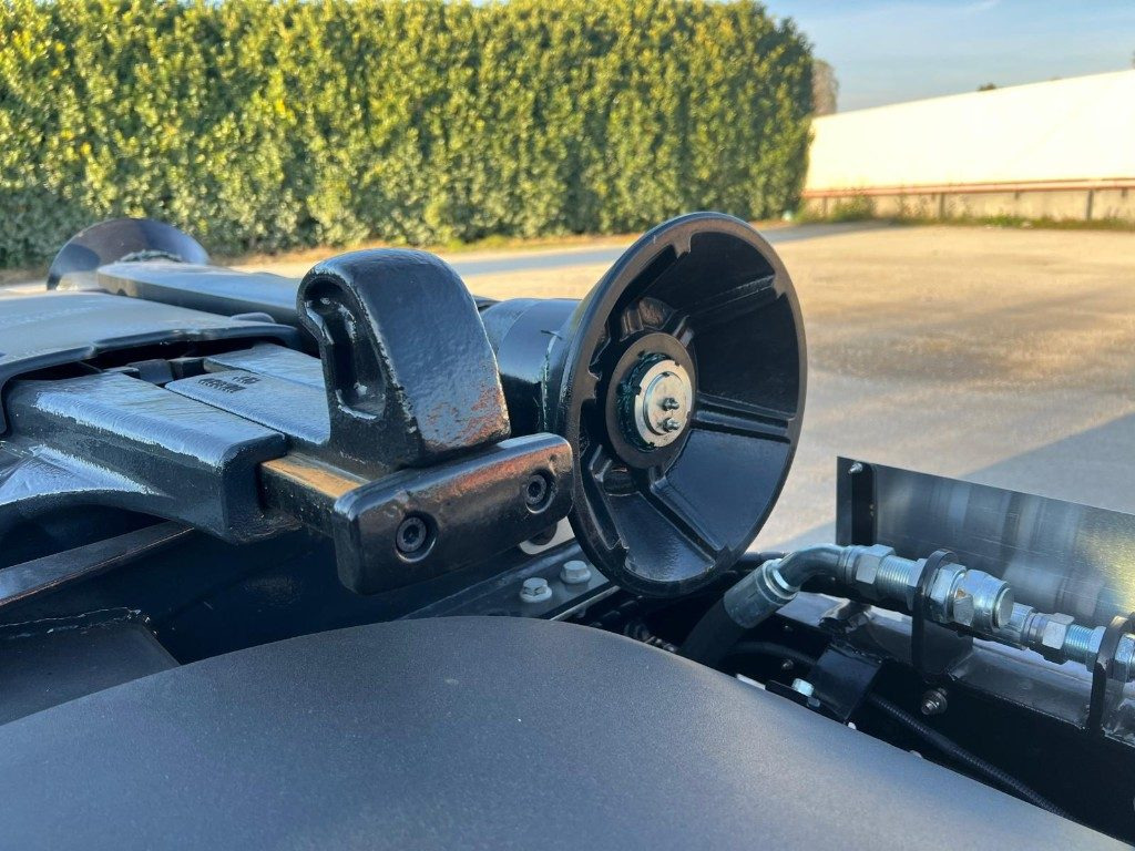 Camion ampliroll IVECO TRAKKER T-WAY AD500 NUOVO SCARRABILE