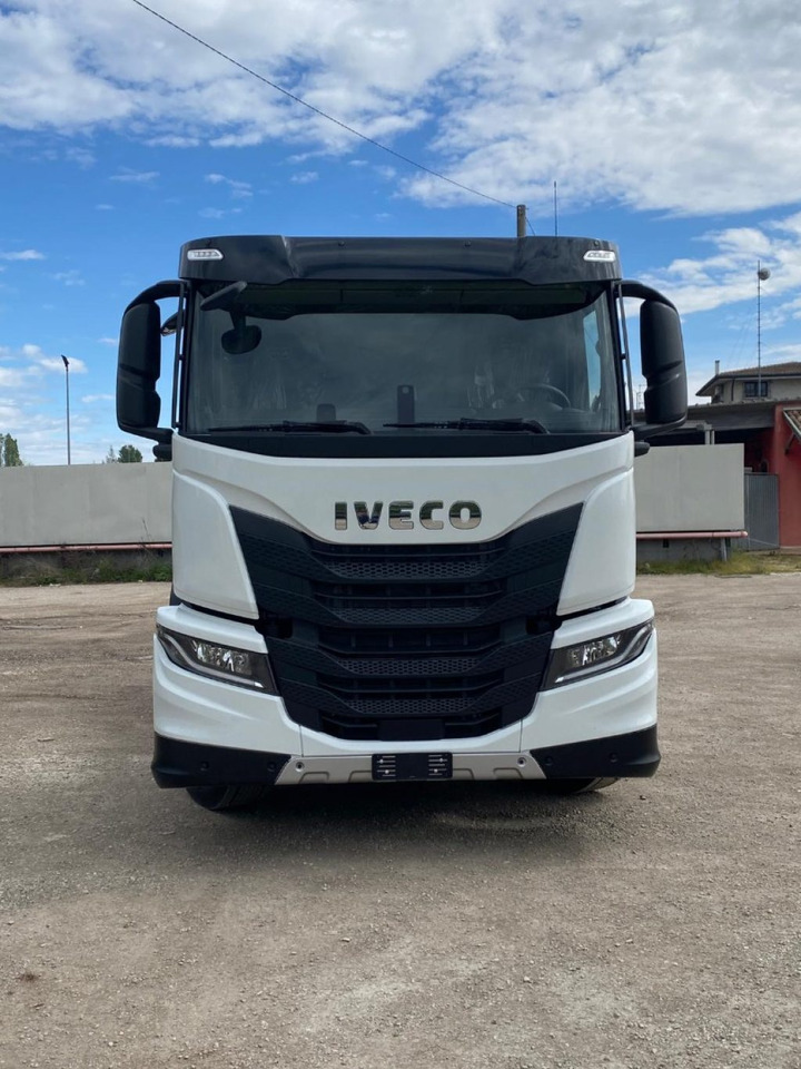 Camion ampliroll IVECO X-WAY AD280X48Y NUOVO SCARRABILE PASSO 3120