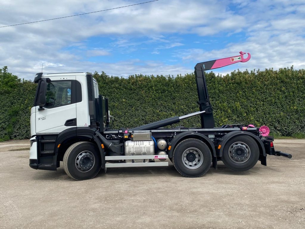 Camion ampliroll IVECO X-WAY AD280X48Y NUOVO SCARRABILE PASSO 3120