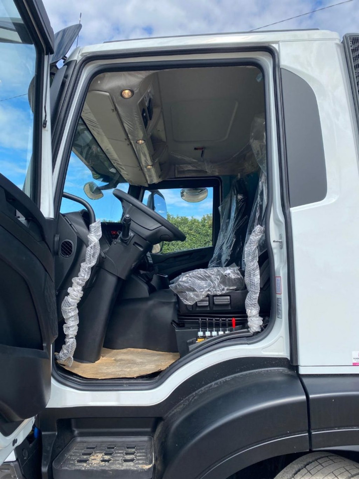Camion ampliroll IVECO X-WAY AD280X48Y NUOVO SCARRABILE PASSO 3120