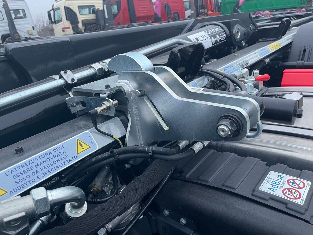 Camion ampliroll IVECO X-WAY AD350X480YPS SCARRABILE NUOVO