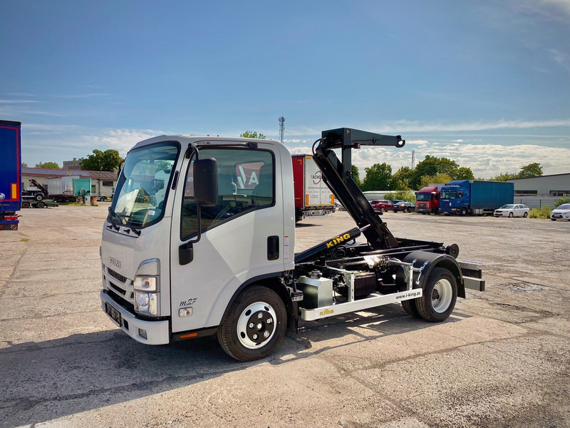 Camion ampliroll Isuzu M27