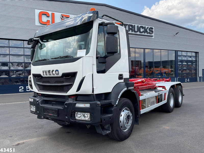Camion ampliroll Iveco AD260T 6x4 Euro 6 AJK 20 haakarmsysteem