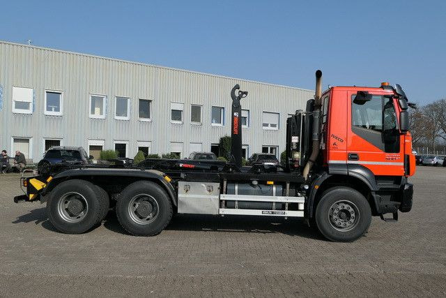 Camion ampliroll Iveco AD260T 6x4, Hiab XR21S51, 500PS, Kurzer Radstand