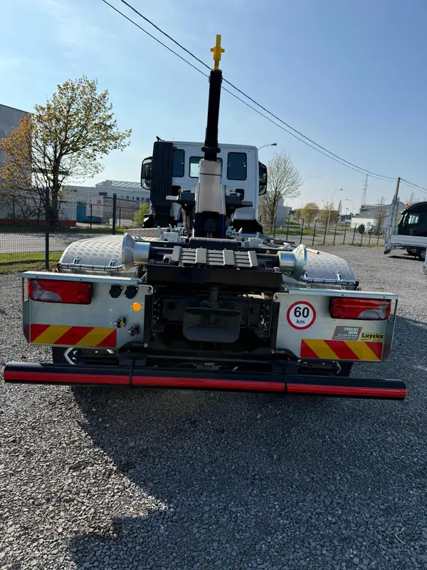 Camion ampliroll Iveco AD300T48 HYVALIFT 20 TONS*pare-choc hydraulique