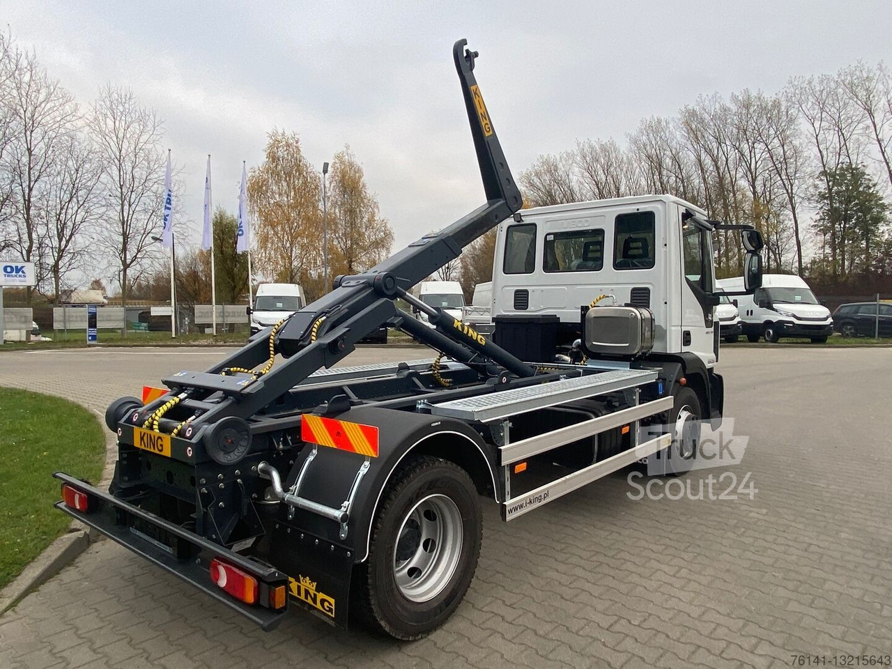Camion ampliroll Iveco Eurocargo 120-220 ML120E22/P
