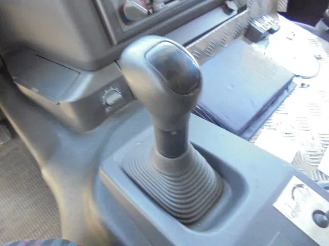 Camion ampliroll Iveco Eurotrakker 410 E37H