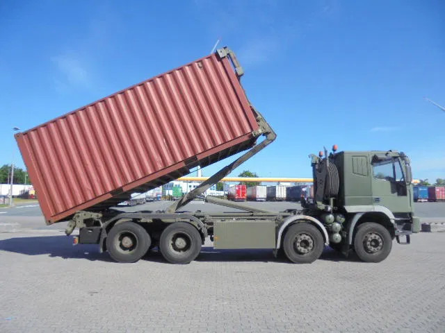 Camion ampliroll Iveco Eurotrakker 410 E37H