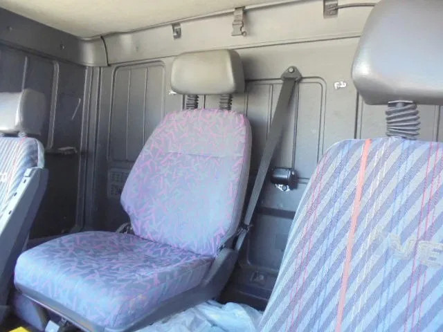 Camion ampliroll Iveco Eurotrakker 410 E37H