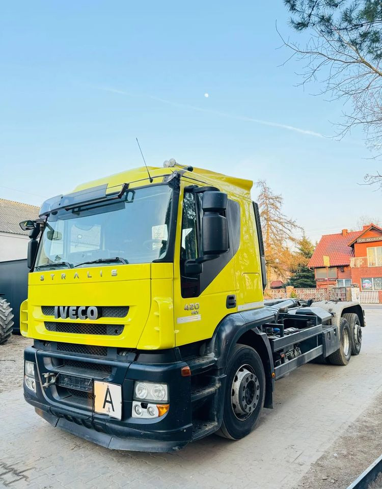 Camion ampliroll Iveco STRALIS