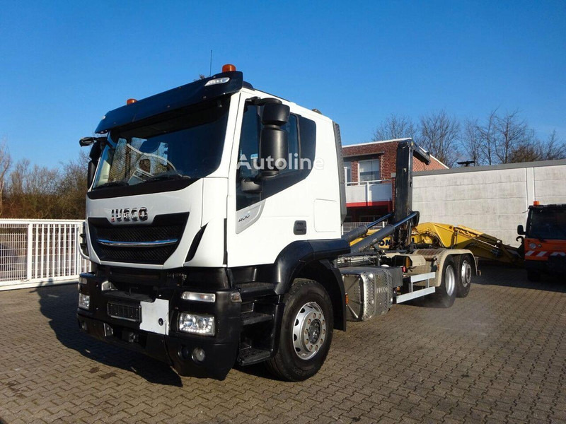 Camion ampliroll Iveco STRALIS 400 - Hook lift truck