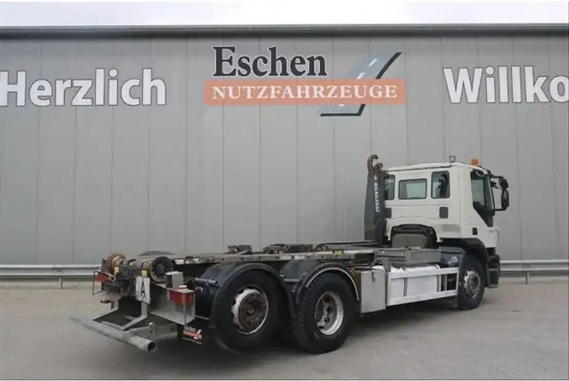 Camion ampliroll Iveco Stralis 260 - Hook lift truck
