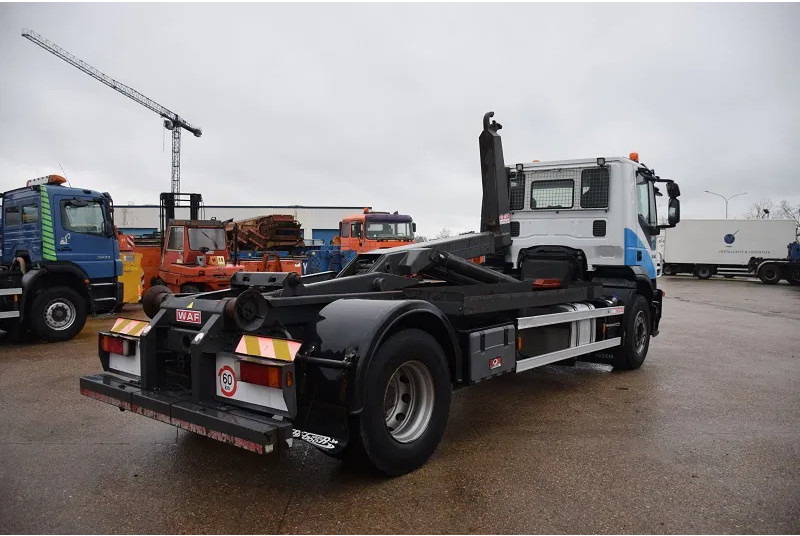 Camion ampliroll Iveco Stralis 330