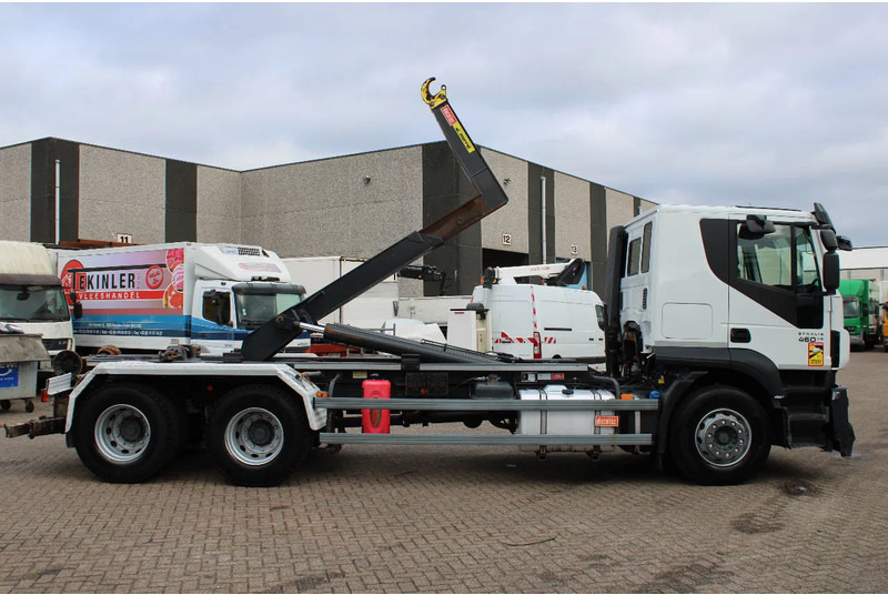 Camion ampliroll Iveco Stralis 460 + 6X2 + 20T
