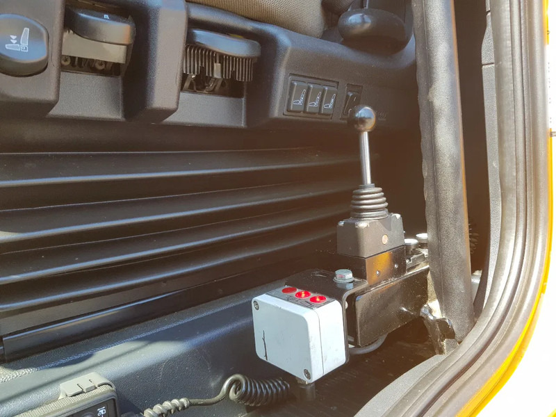 Camion ampliroll Iveco Stralis AS260Y Haakarm 217.000 KM