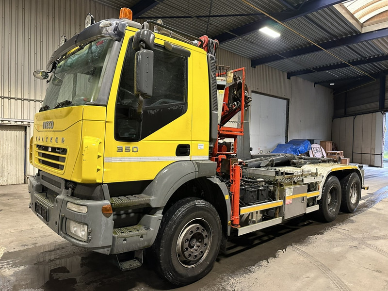 Camion ampliroll Iveco TRAKKER 350 6x4 HOOKLIFT + CRANE FASSI F120.22 (5/6 F) - *342.000km* - STEEL SPRING / BIG AXLES - AS TRONIC AUTOMATIC GEARBOX
