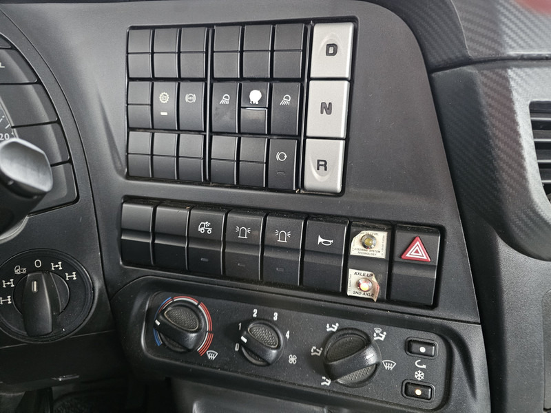 Camion ampliroll Iveco TRAKKER 380 8X6 / EURO 6 / CRANE + HOOKLIFT