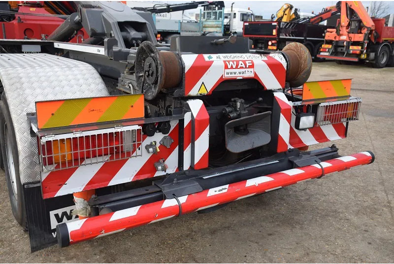 Camion ampliroll Iveco Trakker AD260T36