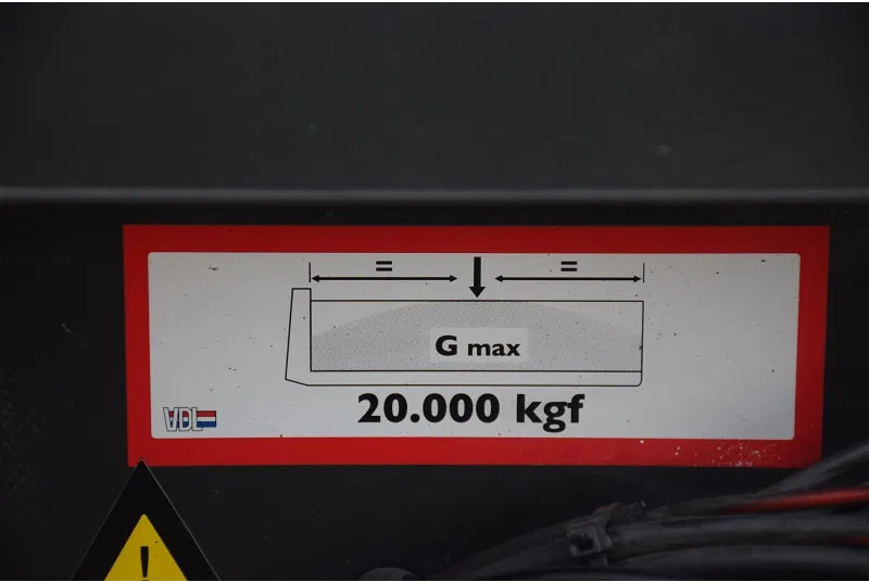 Camion ampliroll Iveco Trakker AD260T36