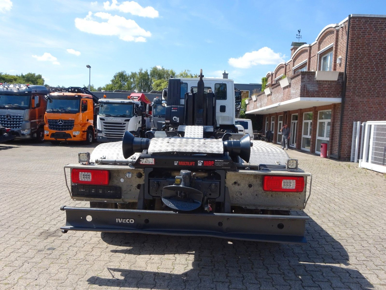 Camion ampliroll Iveco X-WAY 480 HIAB ABROLLER