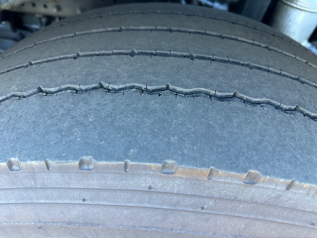 Camion ampliroll Iveco X-Way AS35S560 8x2