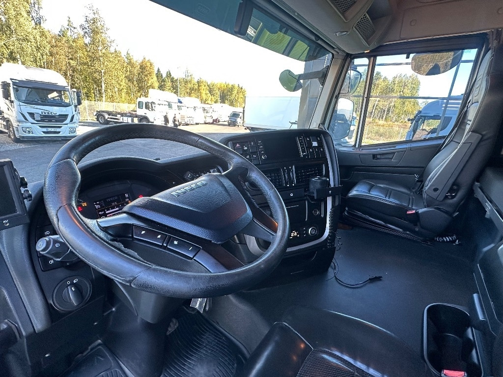 Camion ampliroll Iveco X-Way AS35S560 8x2