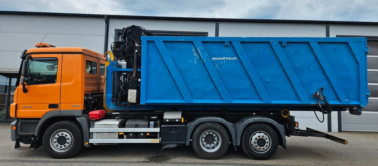 Camion ampliroll Kranmulde Jonsered 990 Kran Container