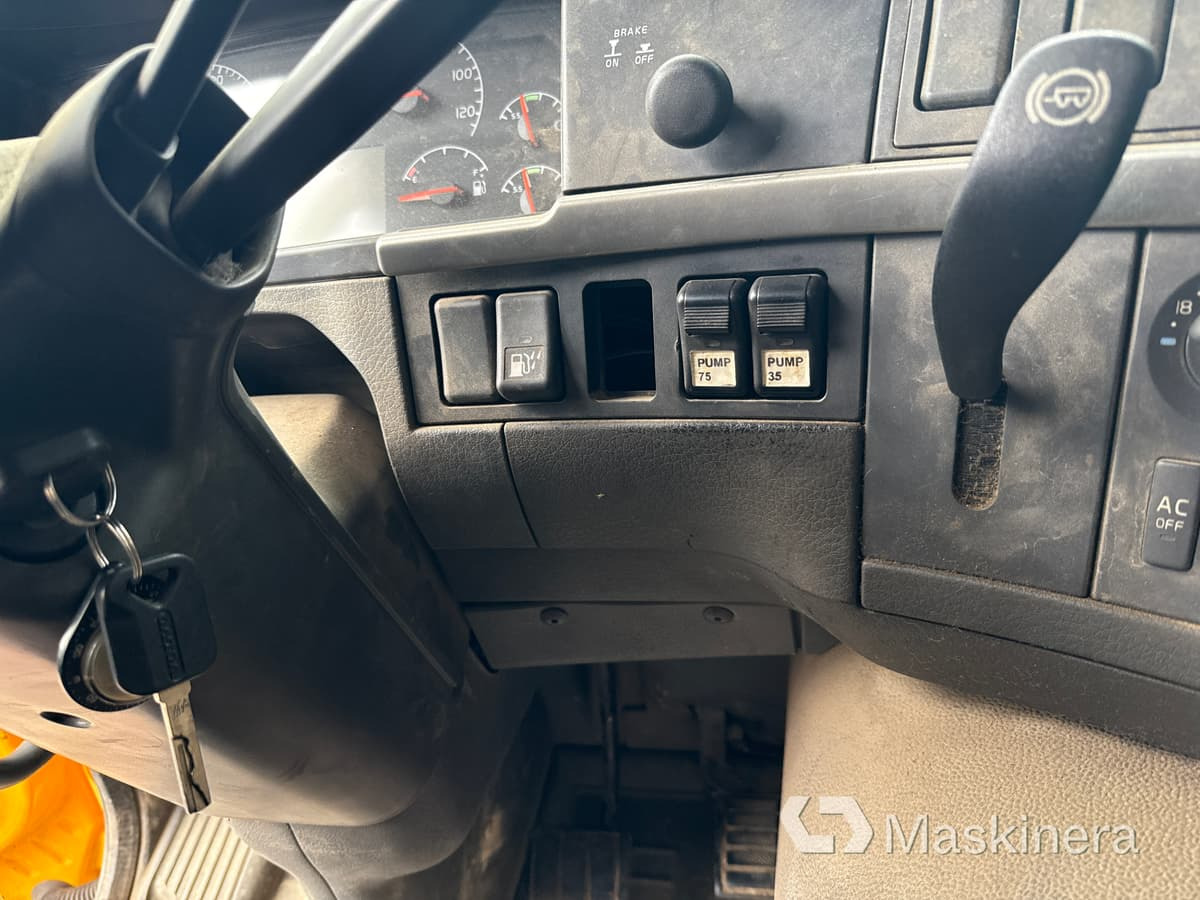 Camion ampliroll Lastväxlare Volvo FM9 6*2 (Rep.objekt)