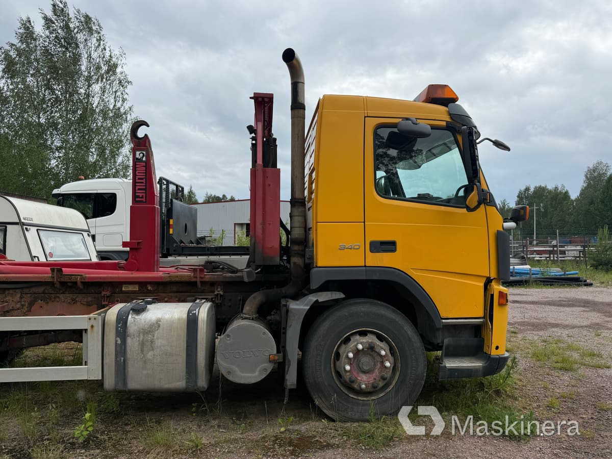 Camion ampliroll Lastväxlare Volvo FM9 6*2 (Rep.objekt)