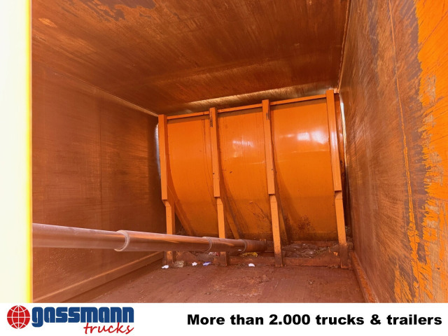 Camion ampliroll M21X2C mit Zöller Schüttung