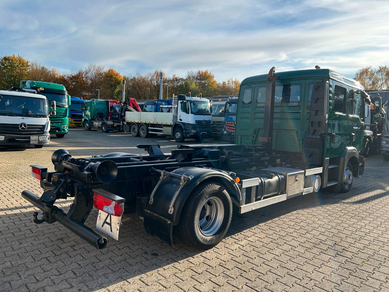 Camion ampliroll MAN 12.250 Doppelkabine Abroller