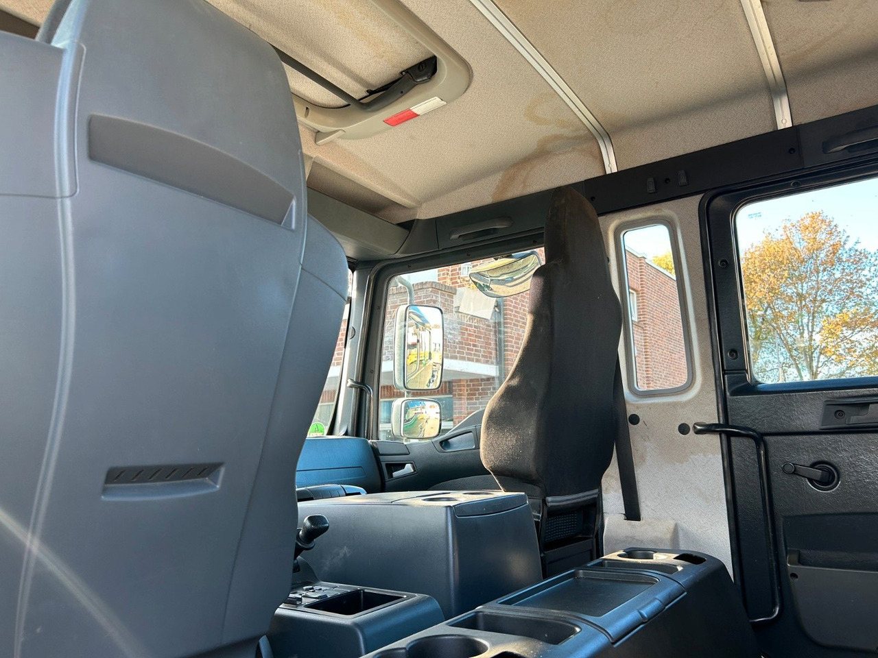 Camion ampliroll MAN 12.250 Doppelkabine Abroller