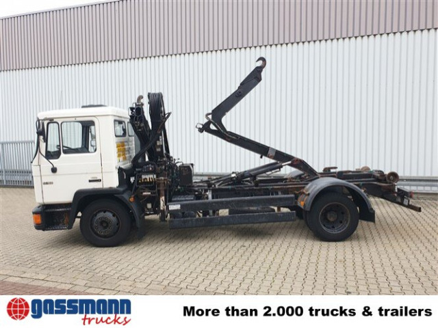 Camion ampliroll MAN 14.152 F 4x2 BB mit Kran Hiab 060-2