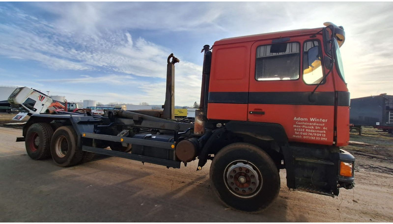 Camion ampliroll MAN 26.272 K Abroller Blatt/Blatt 6x4
