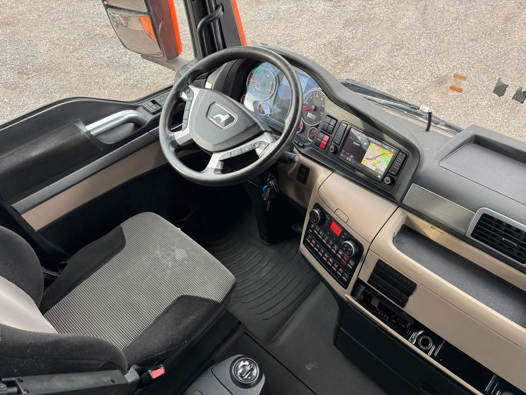 Camion ampliroll MAN 26.460 6X2 Retarder Klima Navigation guter Zust.