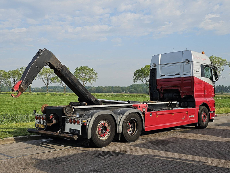 Camion ampliroll MAN 26.500 TGX 6X2 VDL 25 TON