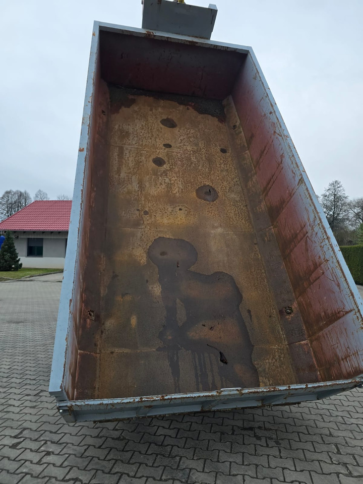 Camion ampliroll MAN 28.400