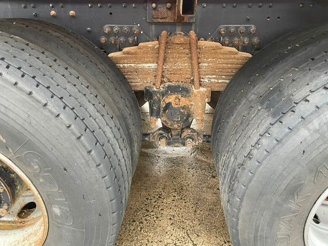 Camion ampliroll MAN 33-350. 6X6. Motorschaden.