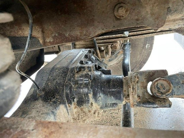 Camion ampliroll MAN 33-350. 6X6. Motorschaden.