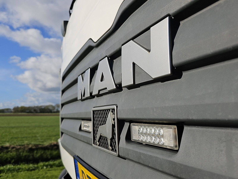 Camion ampliroll MAN 41.400 TGA
