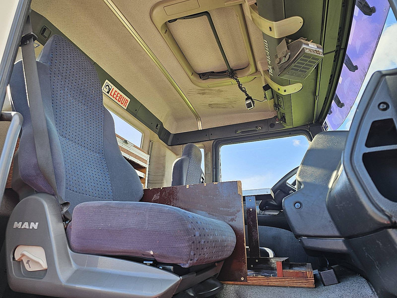 Camion ampliroll MAN 41.400 TGA